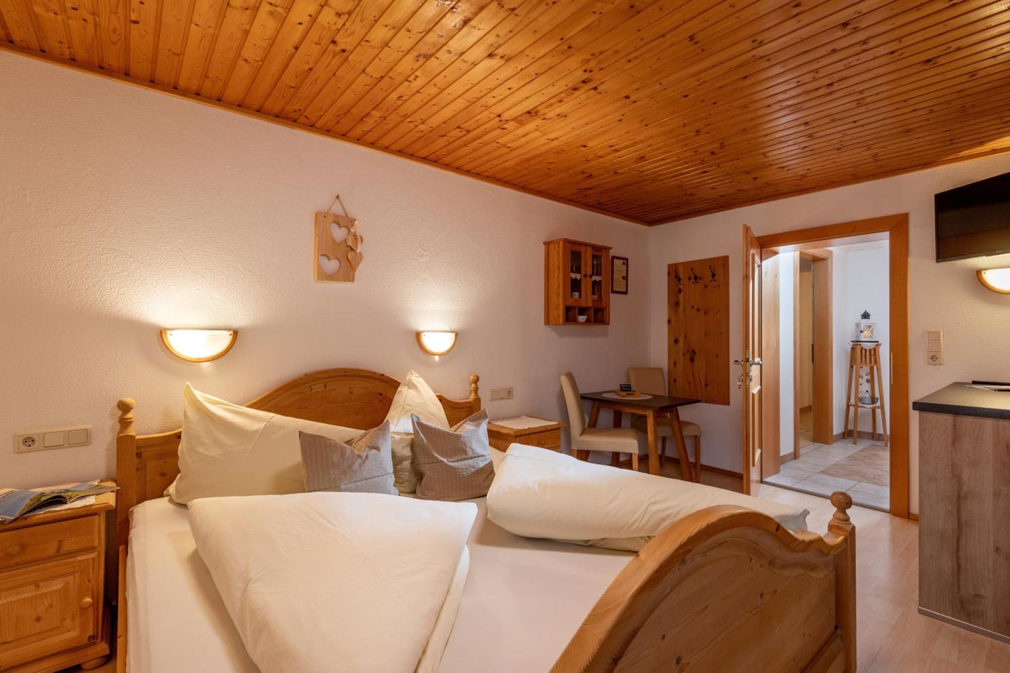 Neurauthof Hotel Zellberg Exterior photo