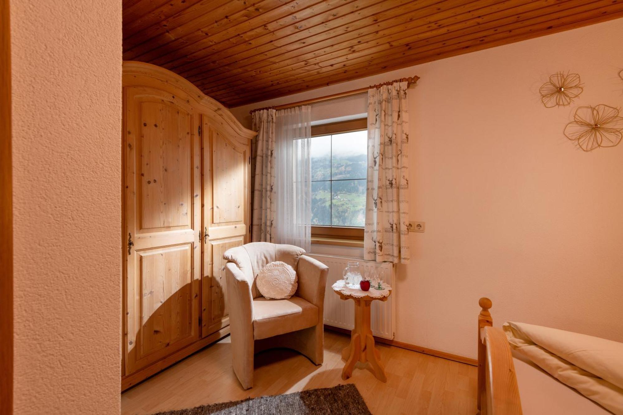 Neurauthof Hotel Zellberg Exterior photo